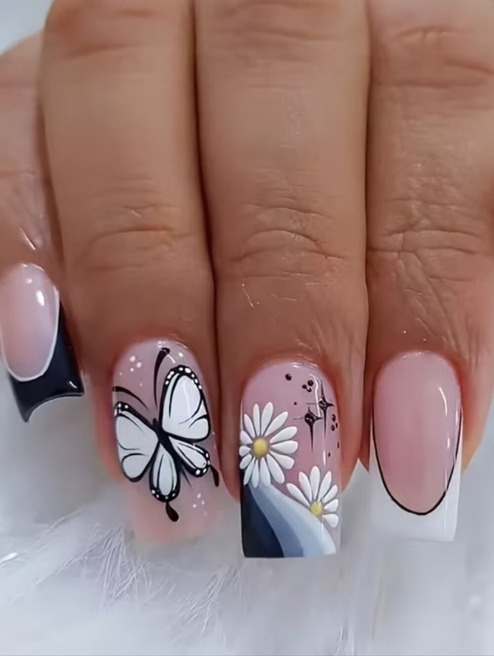 Butterfly & Daisy French Tip Press On Nails